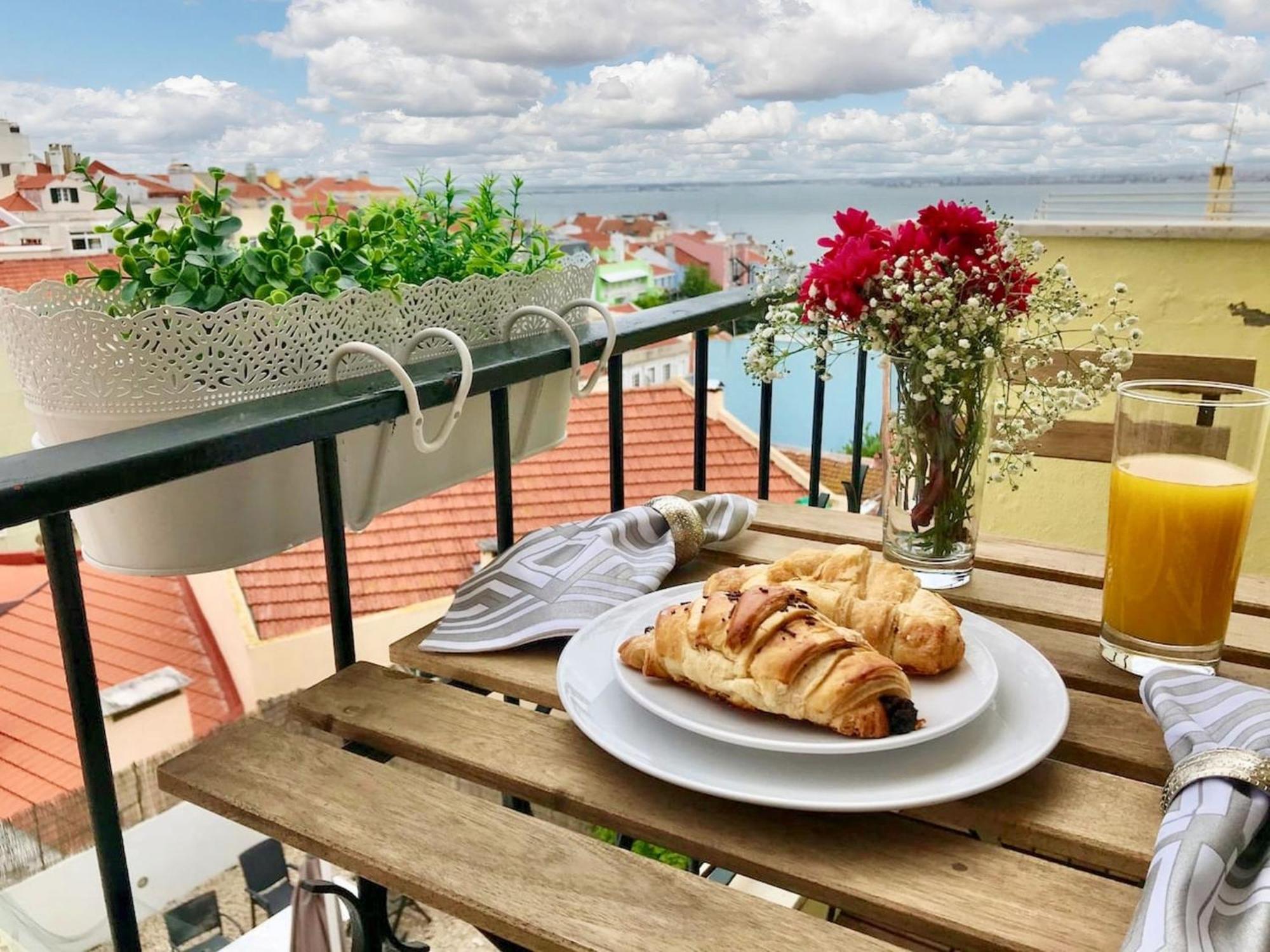 Comfortable Apartment With Balcony And Sea View In Lisbon 50 M² エクステリア 写真